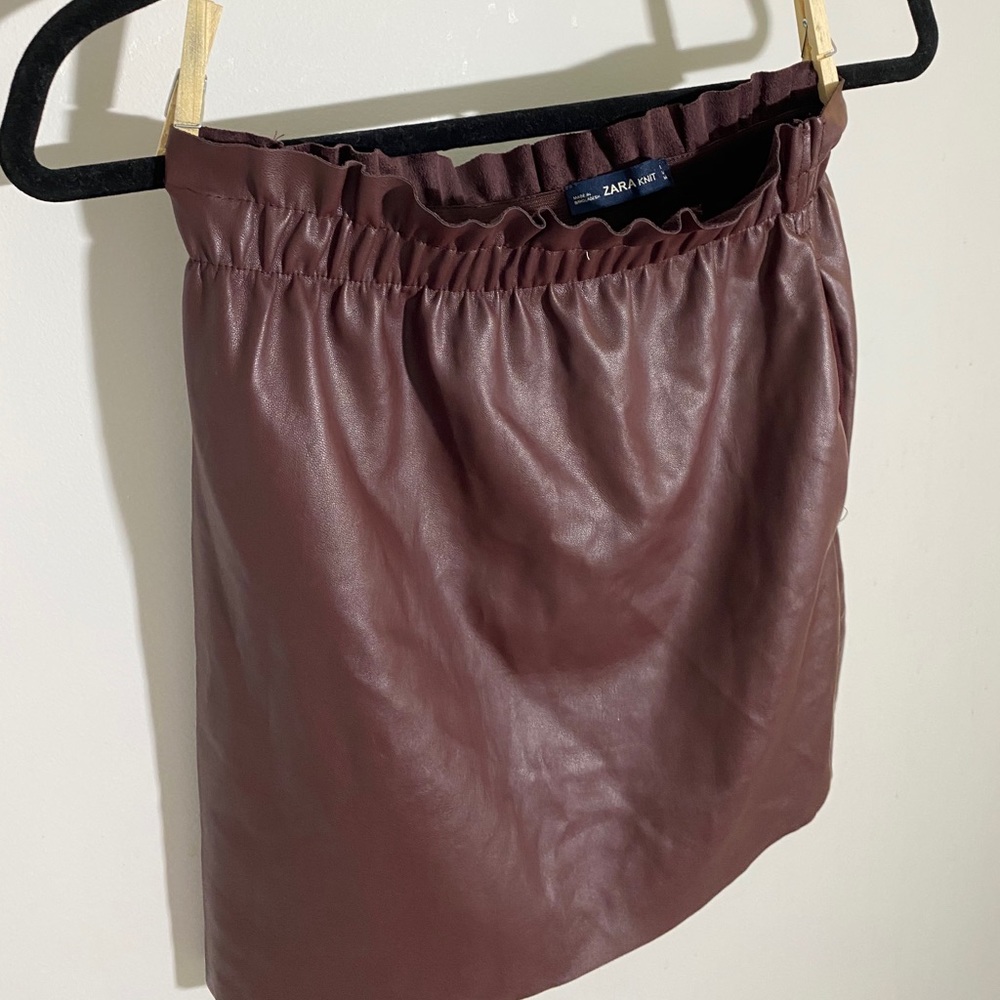 Dark Red Pleather Skirt - Picture 4 of 8